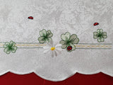 Plauener Spitze Stickerei Kleeblatt Tischläufer Größe 30x75 oval