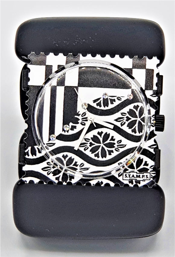 Belta - Armband schwarz oval mit Zifferblatt Diamond Old Time mit echten Swarovskisteinen komplett.Für etwas kräftigere Handgelenke empfehlen wir die Zwischenstücke fürs Armband - Belta Add Kit. In drei verschiedenen Größen erhältlich. (siehe Zubehör für Stamps- Uhren)
